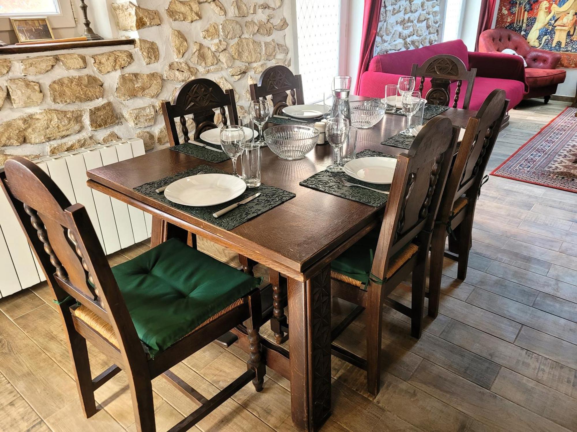 La Demeure Des Maraudeurs -10Min Disney-Jardin & Bbq Villiers-sur-Morin Экстерьер фото